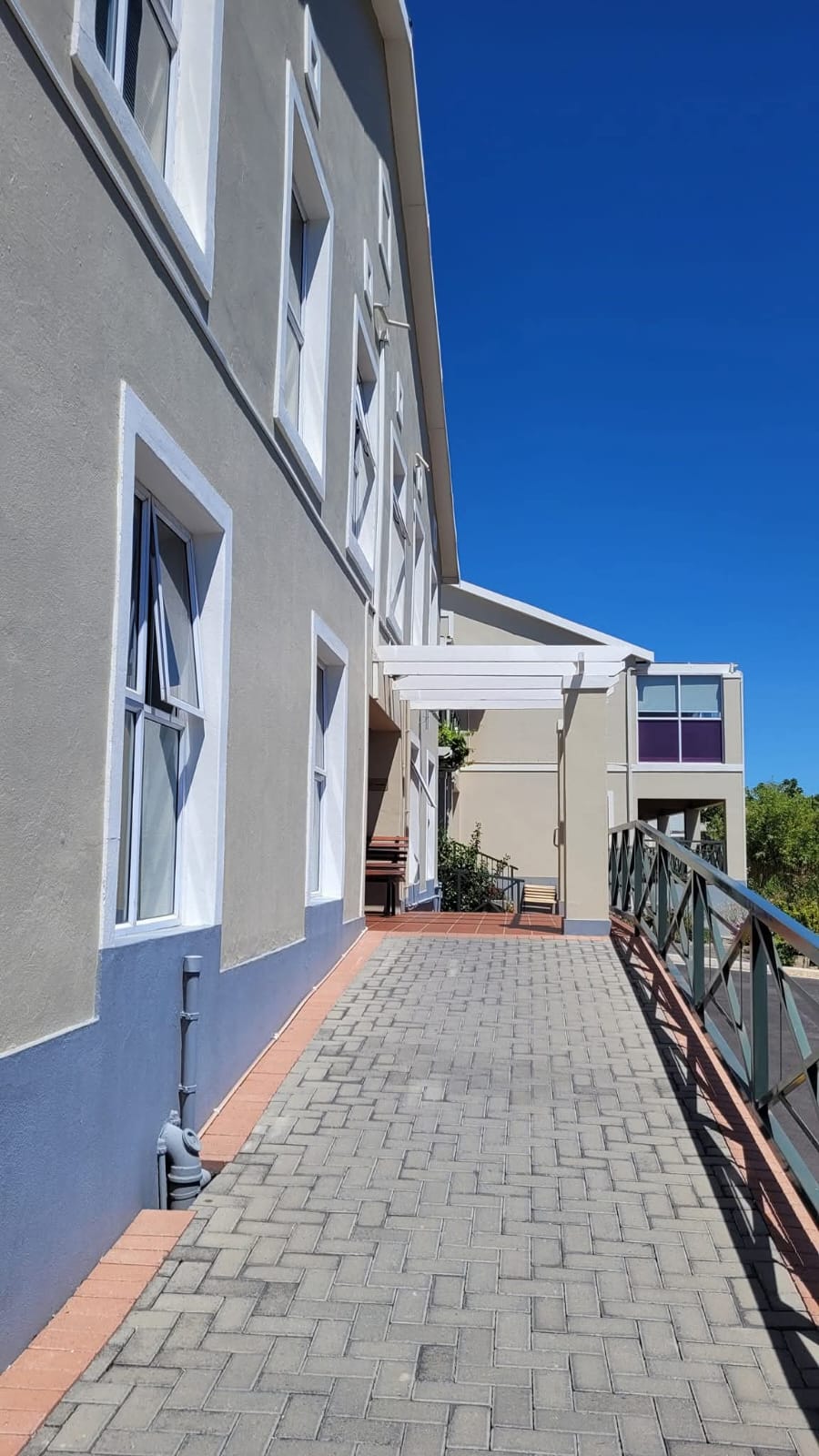 To Let 1 Bedroom Property for Rent in Langerug Western Cape